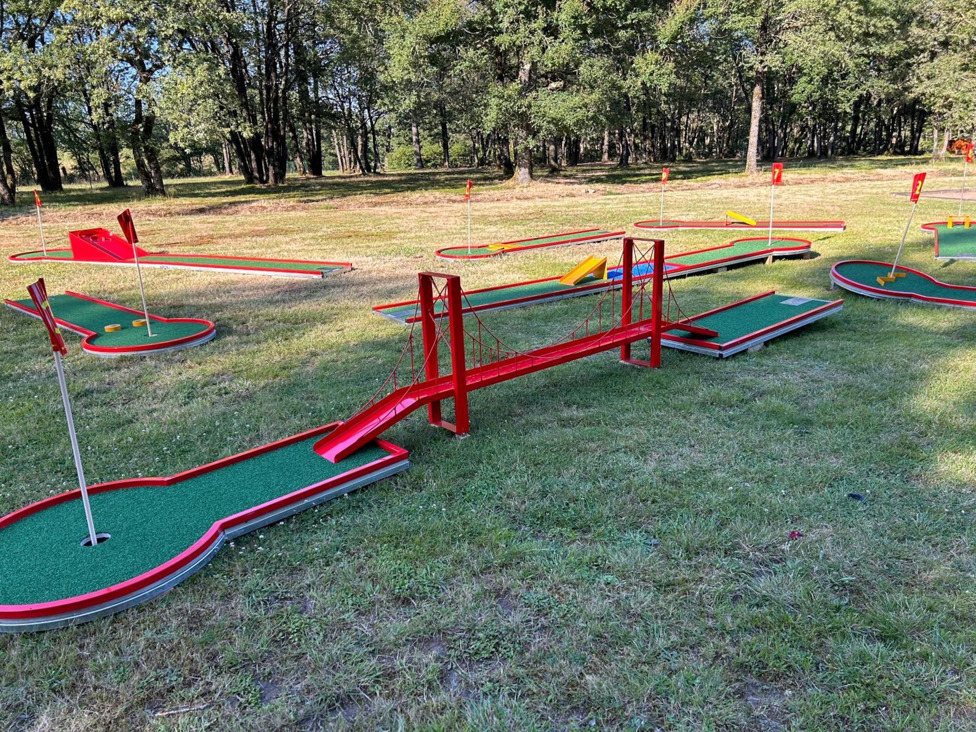 Camping Les Petites Minaudieres Coussay-les-Bois エクステリア 写真