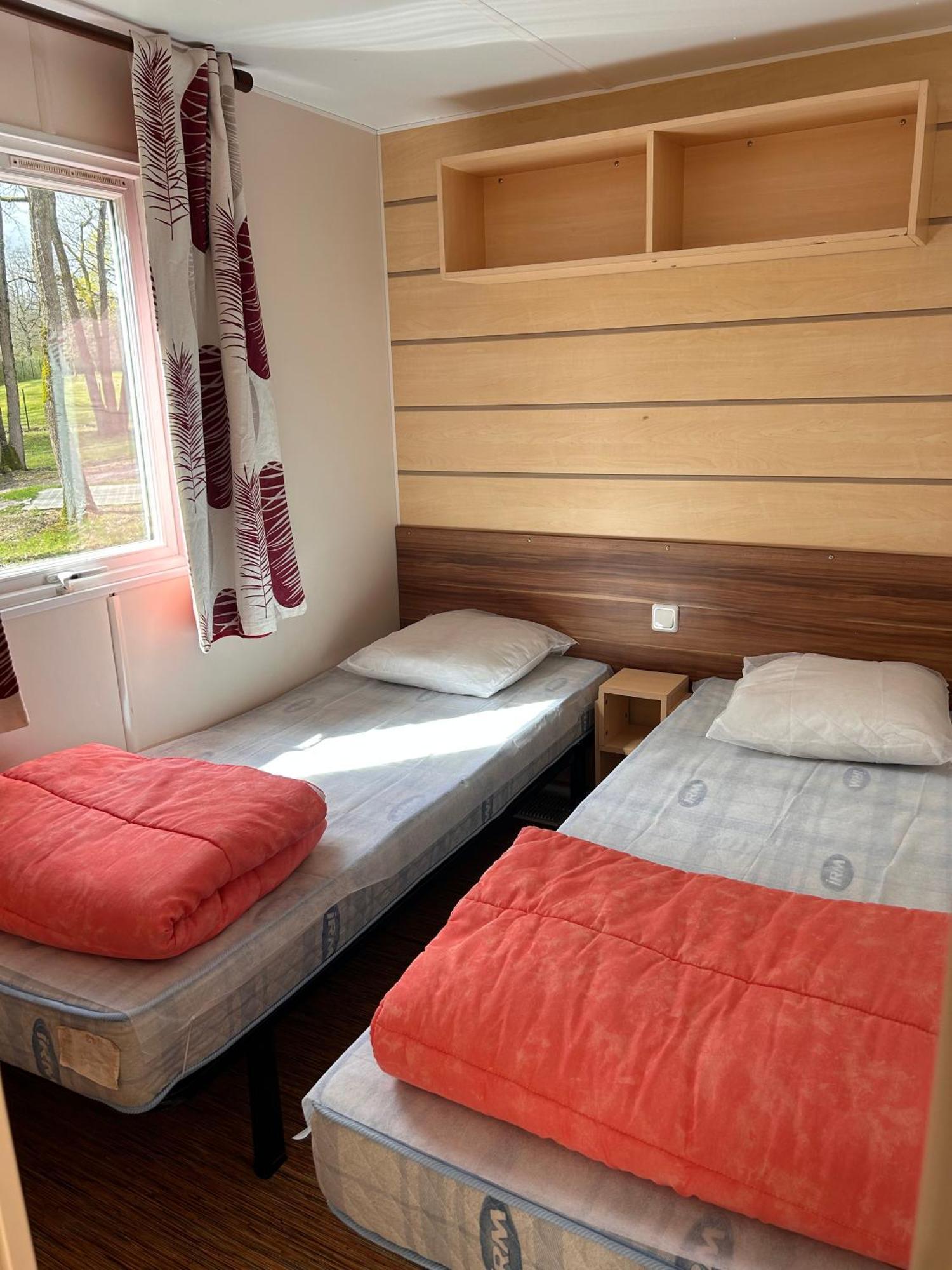 Camping Les Petites Minaudieres Coussay-les-Bois 部屋 写真